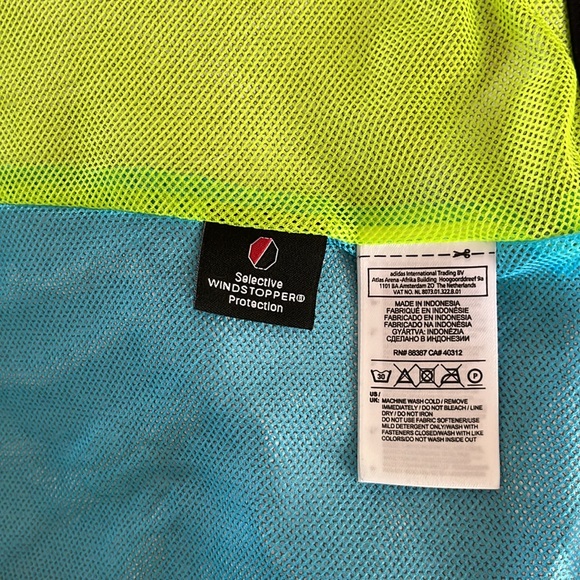 NWOT Adidas Climaproof Windstopper jacket - Picture 13 of 13